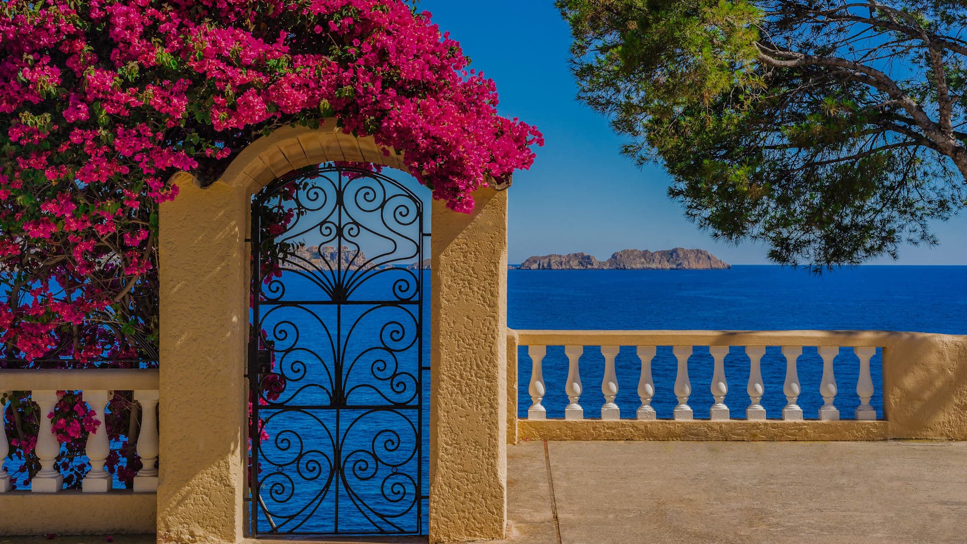 Andalusia, Bilbao and the Canary Islands